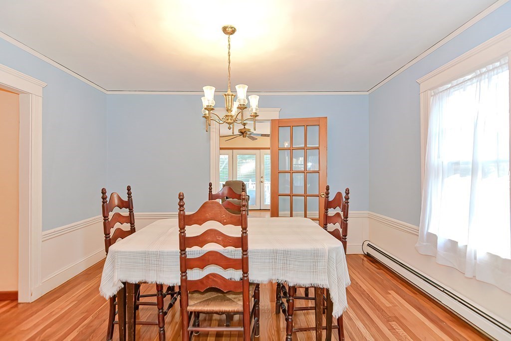 44 Sargent Street Needham, MA 02492 - Photo 13 of 42 Gallery Image 13