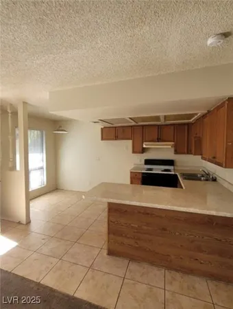 $169,900 | 4300 North Lamont Street, Unit 232, Las Vegas, NV 89115