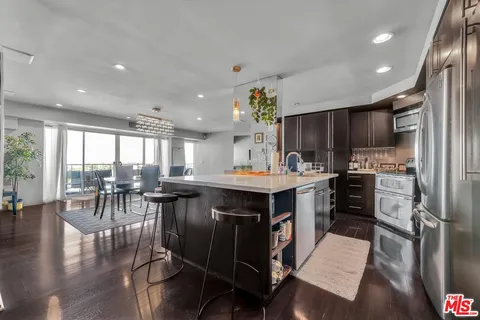 $1,495,000 | 1155 North La Cienega Boulevard, Unit 702, West Hollywood, CA 90069