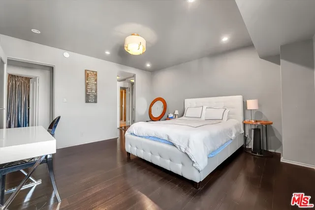 $1,495,000 | 1155 North La Cienega Boulevard, Unit 702, West Hollywood, CA 90069