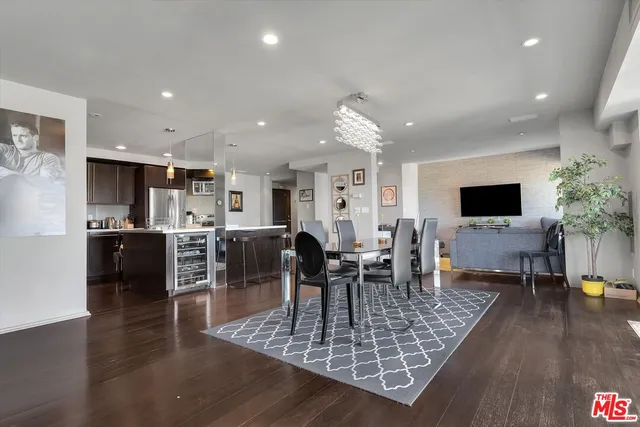 $1,495,000 | 1155 North La Cienega Boulevard, Unit 702, West Hollywood, CA 90069