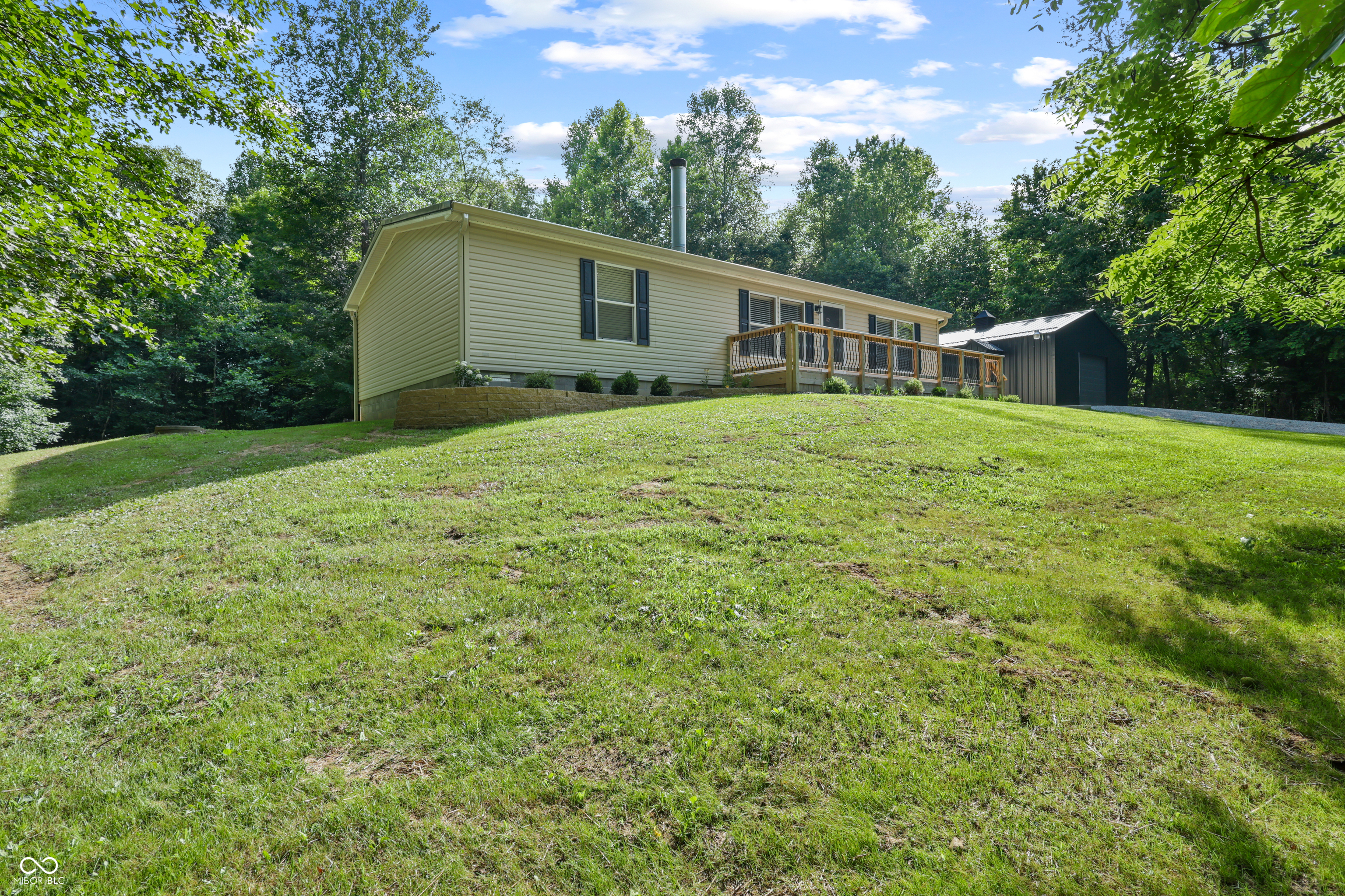 5542 East Washboard Road Bloomfield, IN 47424 - Photo 4 of 41