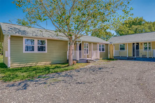 $1,500 | 1547 Garden Road, Pearland, TX 77581