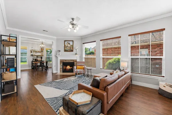 $369,000 | 6215 Lake Chase Court, Katy, TX 77493