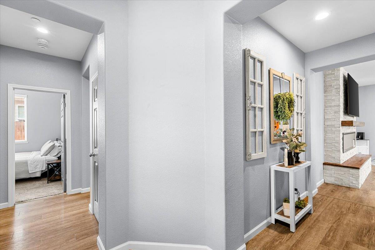 6617 Cervi Road Riverbank, CA 95367 - Photo 25 of 51 a view of a living room