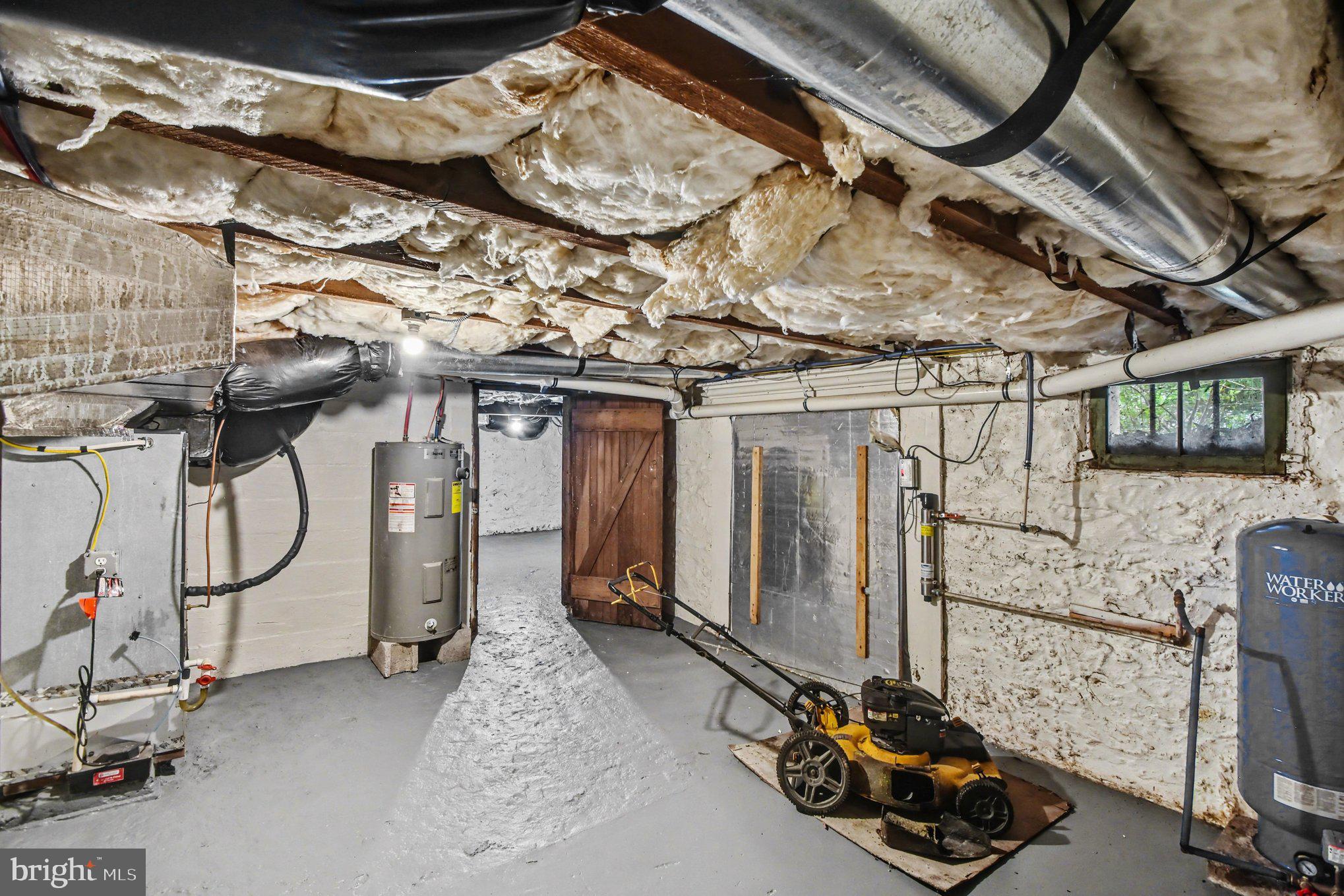 9627 Easton Road Upper Black Eddy, PA 18972 - Photo 18 of 28 a room with gym equipment