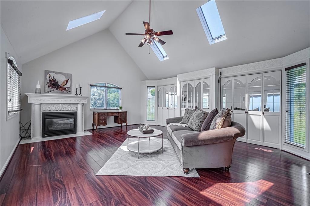 12 Kennedy Lane McKees Rocks, PA 15136 - Photo 4 of 29 a living room with furniture and a fireplace