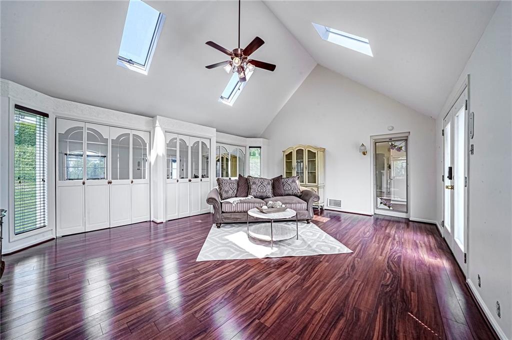 12 Kennedy Lane McKees Rocks, PA 15136 - Photo 5 of 29 a living room with furniture and wooden floor