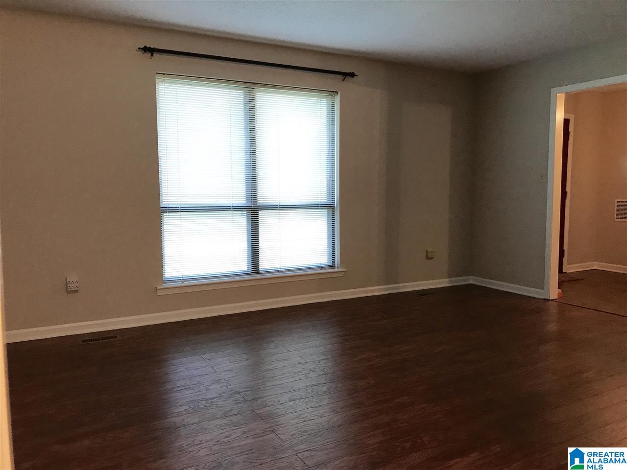 1828 Apache Way Alabaster, AL 35007 - Photo 4 of 33