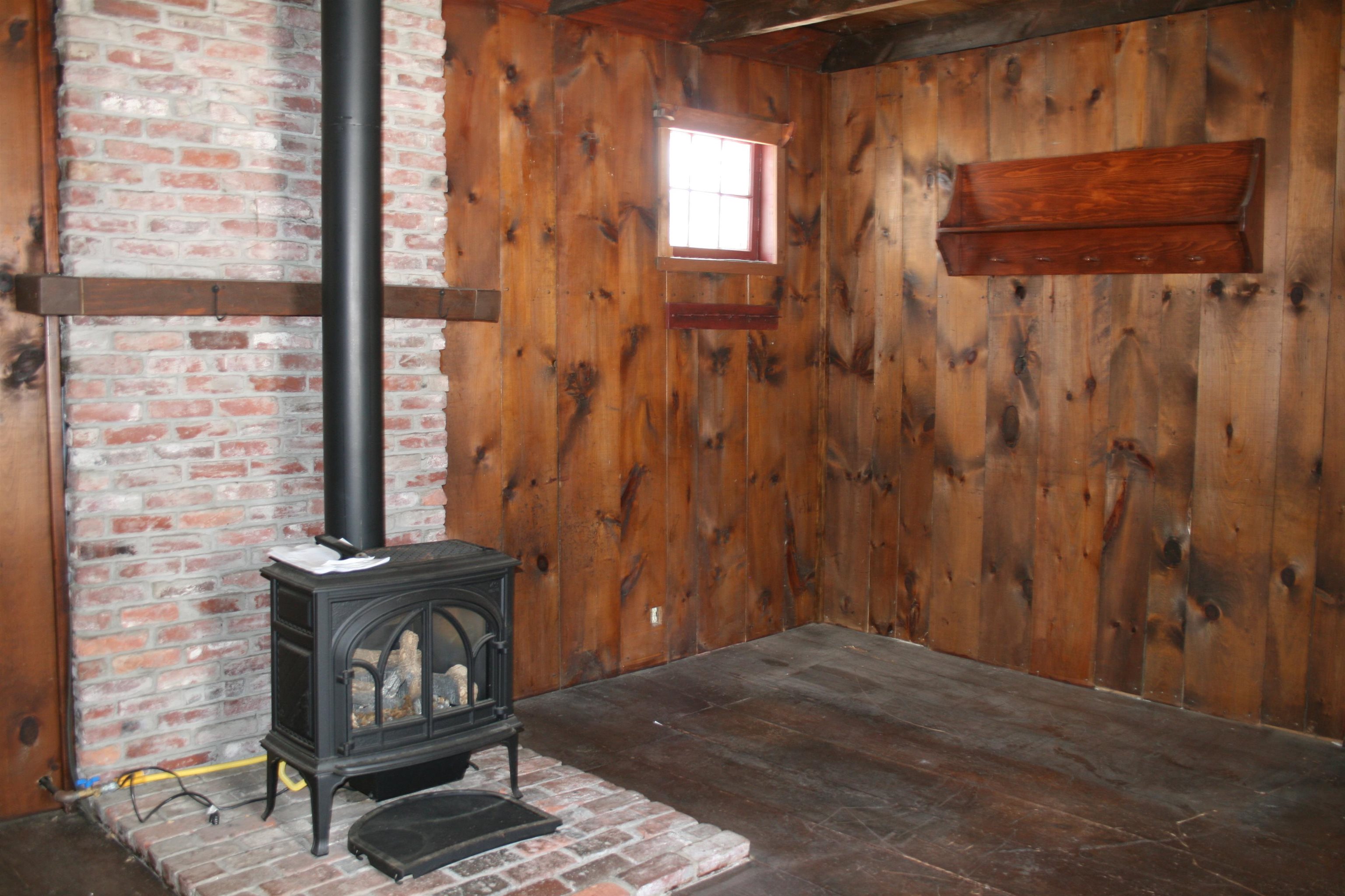 43 Depot Road Kingston, NH 03848 - Photo 15 of 42