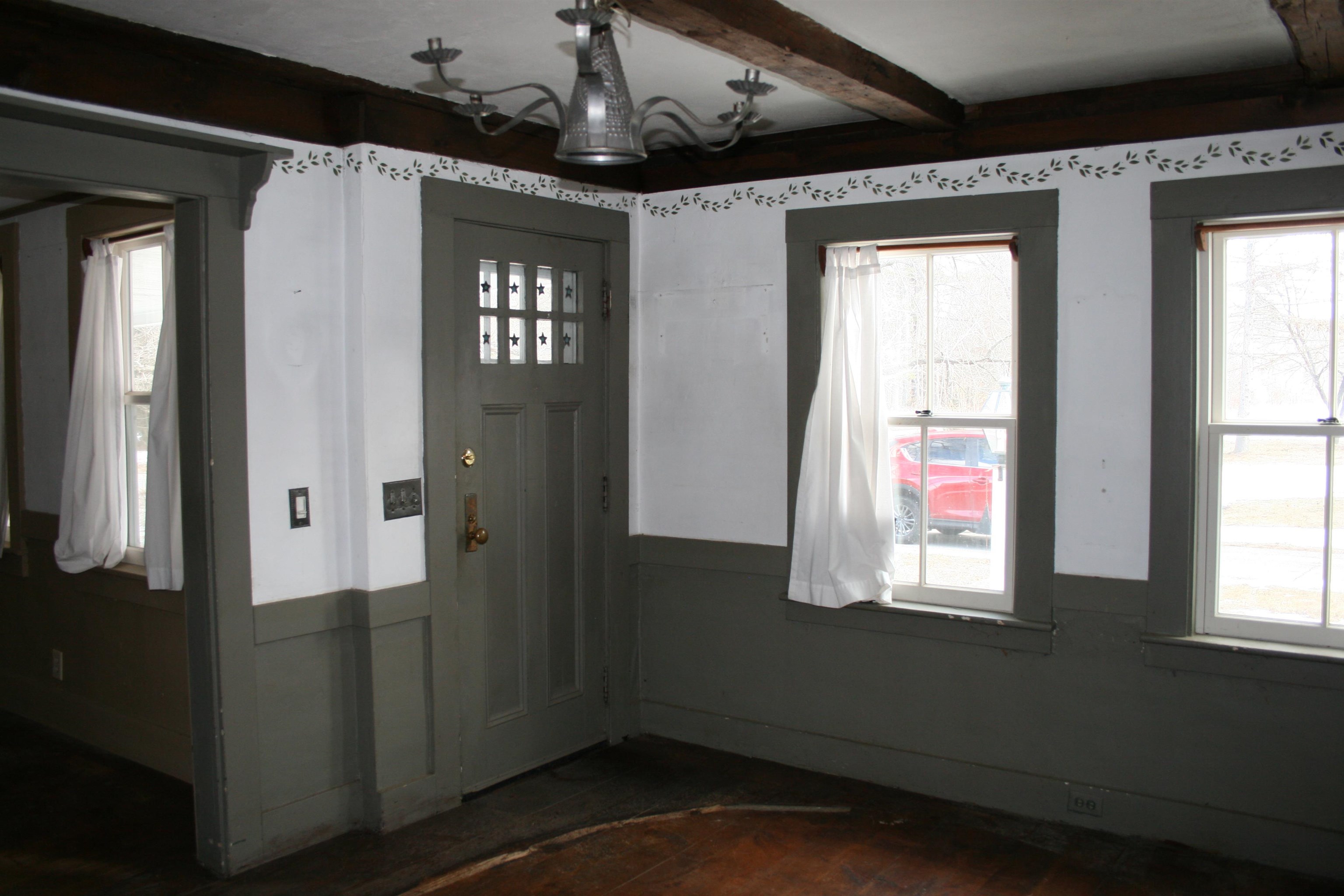 43 Depot Road Kingston, NH 03848 - Photo 16 of 42