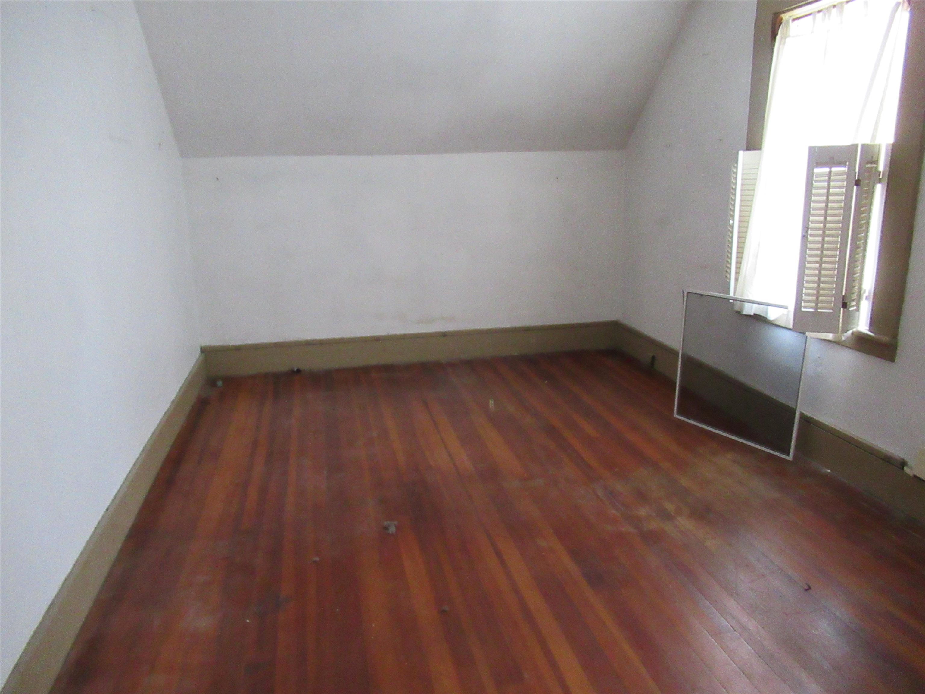 43 Depot Road Kingston, NH 03848 - Photo 18 of 42