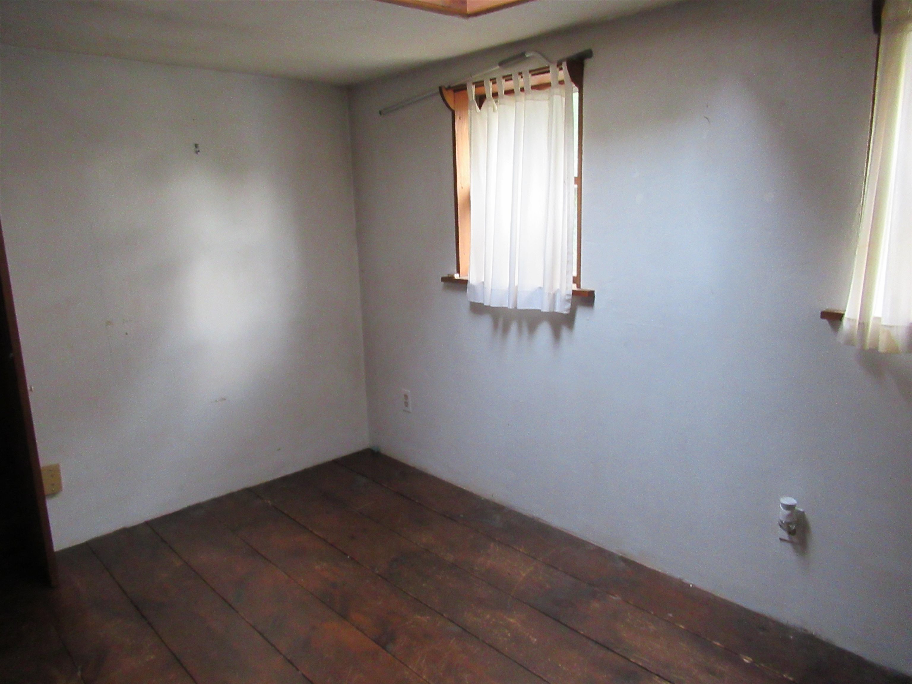 43 Depot Road Kingston, NH 03848 - Photo 22 of 42