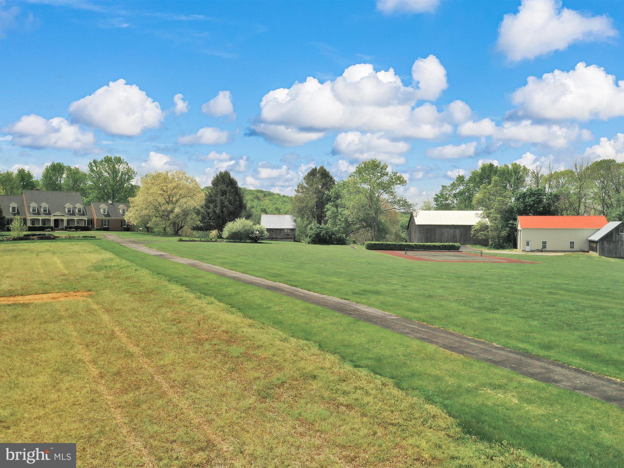 703 Norris Road Airville, PA 17302 - Photo 3 of 72 Gallery Image 3