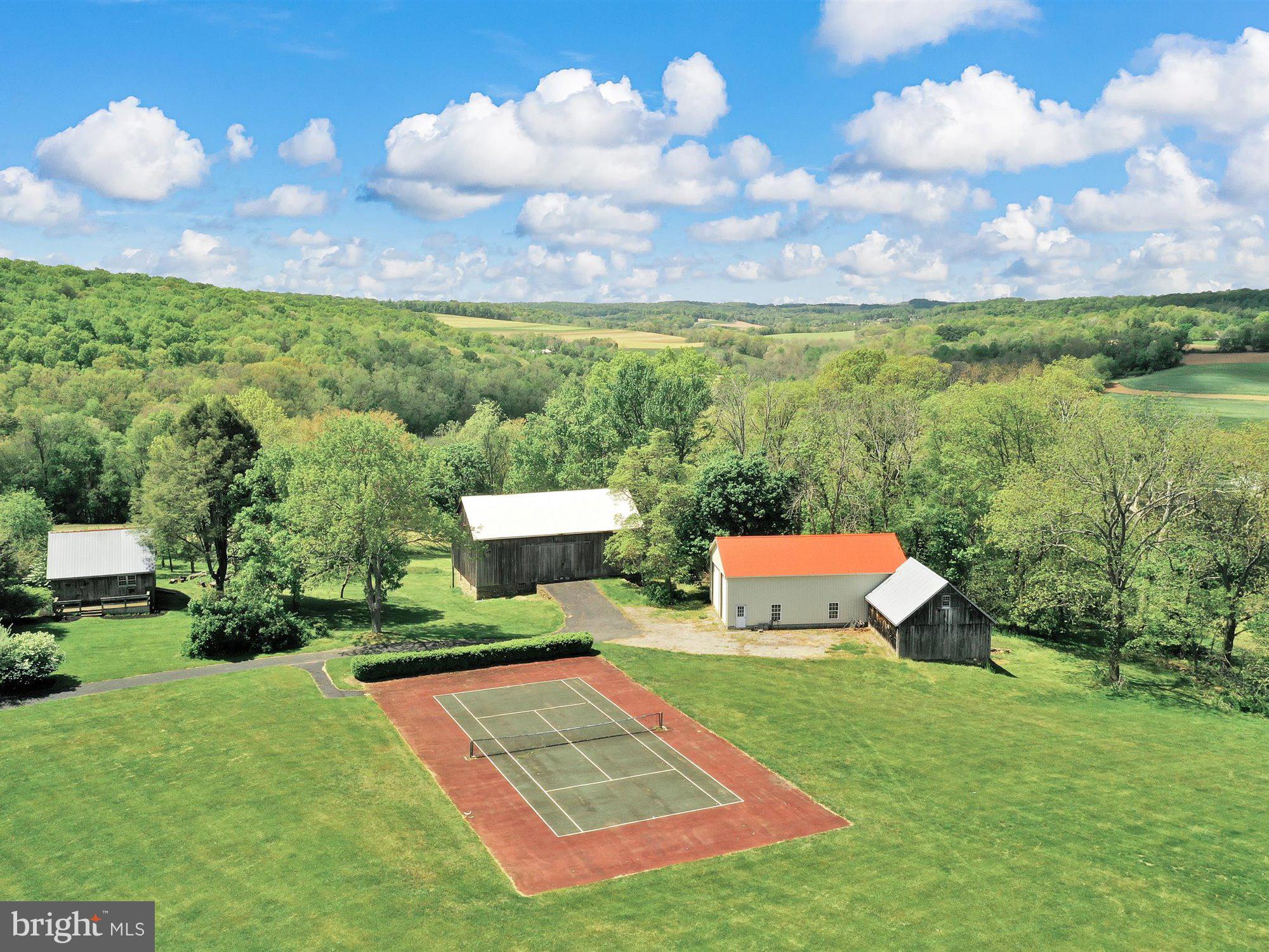 703 Norris Road Airville, PA 17302 - Photo 5 of 72 Tennis court