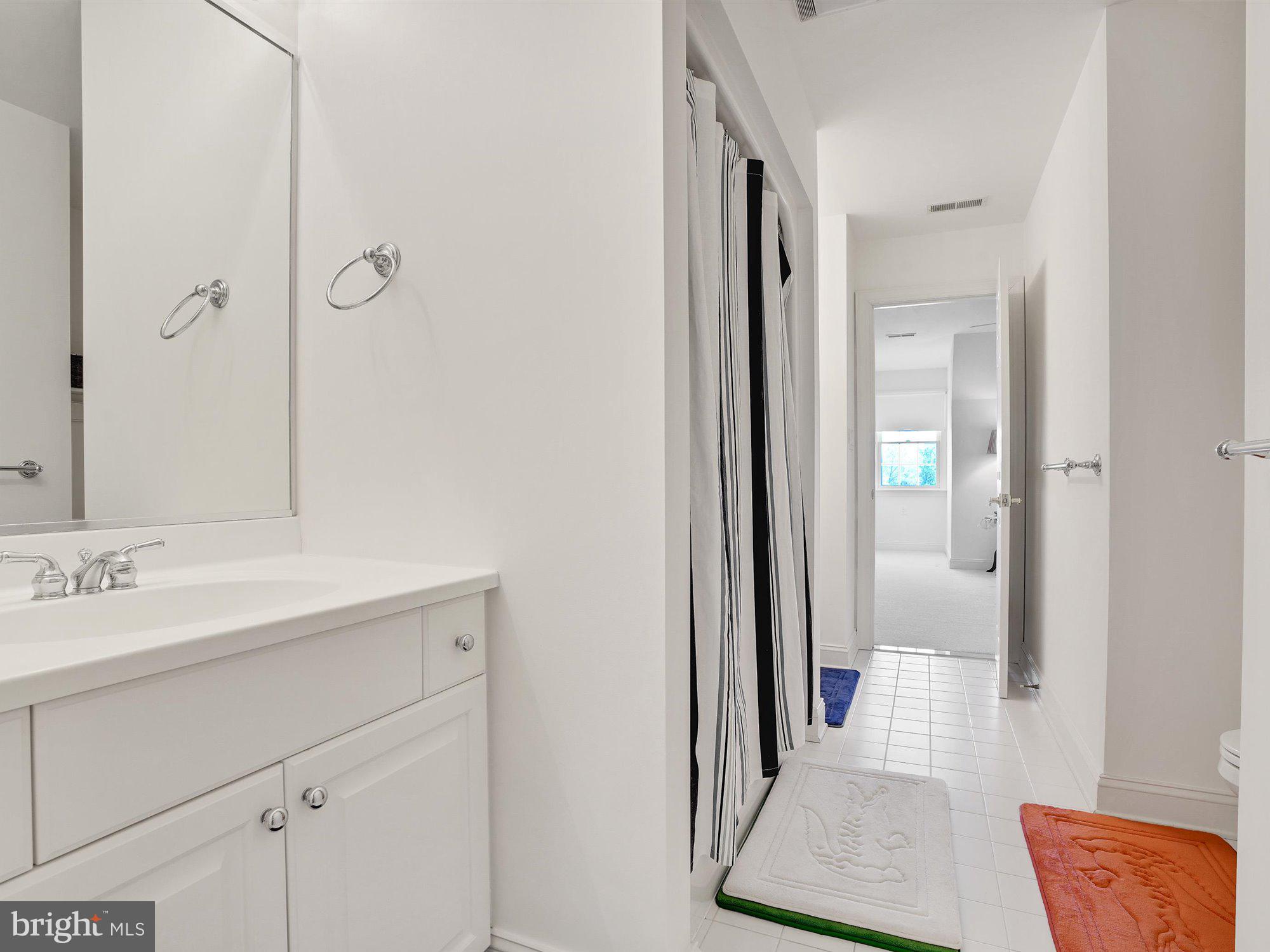 703 Norris Road Airville, PA 17302 - Photo 44 of 72 Jack n Jill Bath