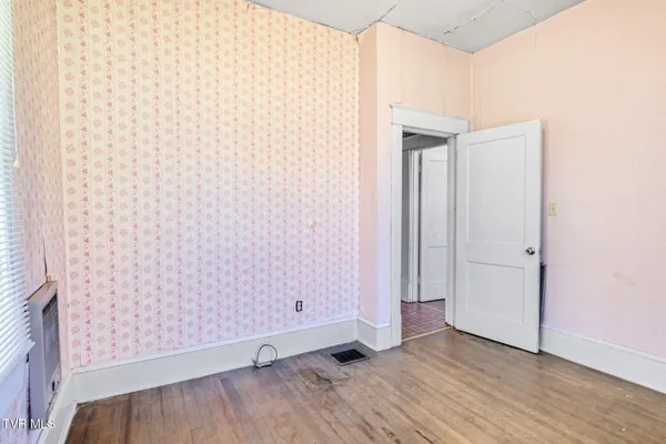 $129,900 | 41144 West Morgan Avenue, Pennington Gap, VA 24277