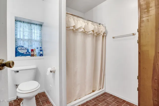 $129,900 | 41144 West Morgan Avenue, Pennington Gap, VA 24277