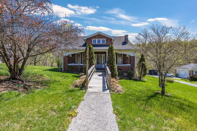 $129,900 | 41144 West Morgan Avenue, Pennington Gap, VA 24277