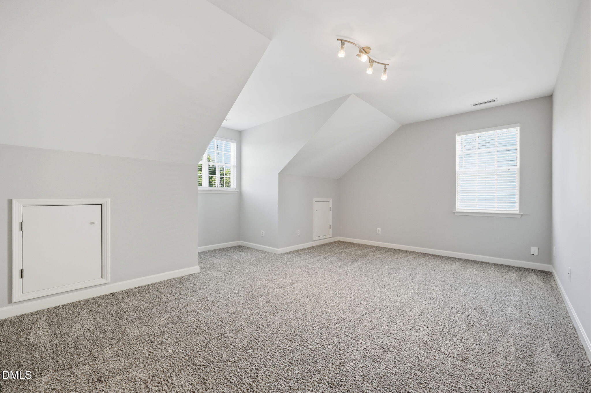 5337 Glass Ridge Road Raleigh, NC 27616 - Photo 28 of 56