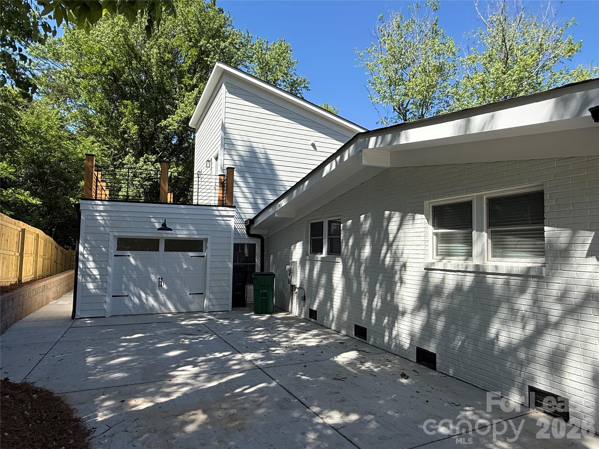 1139 Clanton Road Charlotte, NC 28217 - Photo 2 of 31