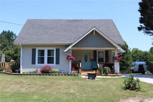 $235,500 | 185 Southview Street, Mount Airy, NC 27030