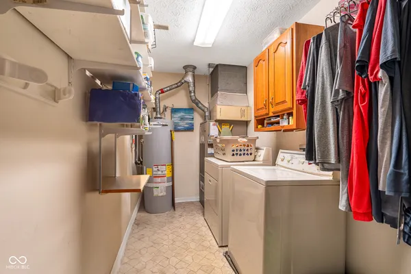 $385,000 | 758 Stafford Road, Plainfield, IN 46168