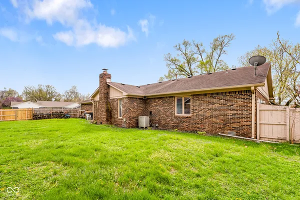 $385,000 | 758 Stafford Road, Plainfield, IN 46168