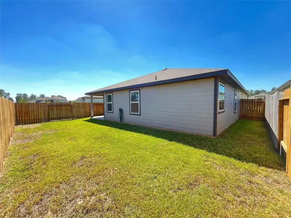 $2,200 | 14206 Black Canyon Lane, Conroe, TX 77384