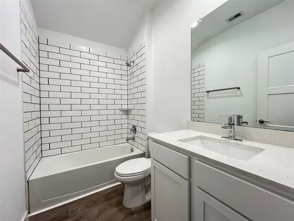 $2,200 | 14206 Black Canyon Lane, Conroe, TX 77384