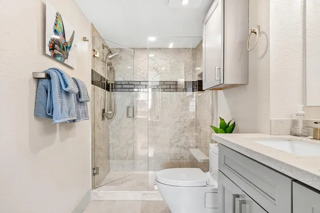 $3,250 | 1801 North Flagler Drive, Unit 704, West Palm Beach, FL 33407