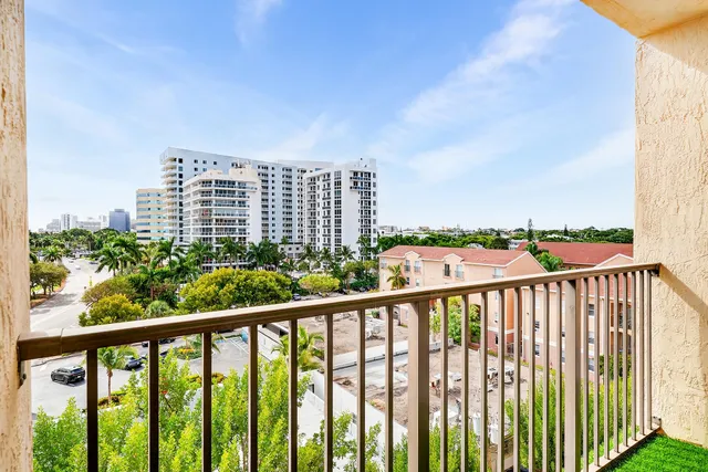 $3,250 | 1801 North Flagler Drive, Unit 704, West Palm Beach, FL 33407