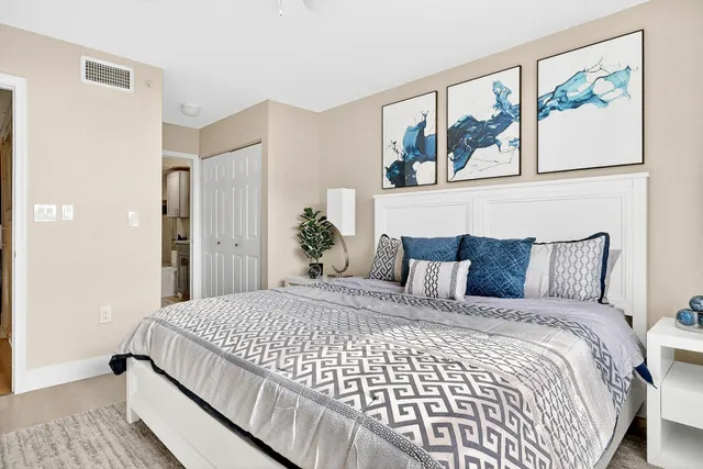 $3,250 | 1801 North Flagler Drive, Unit 704, West Palm Beach, FL 33407