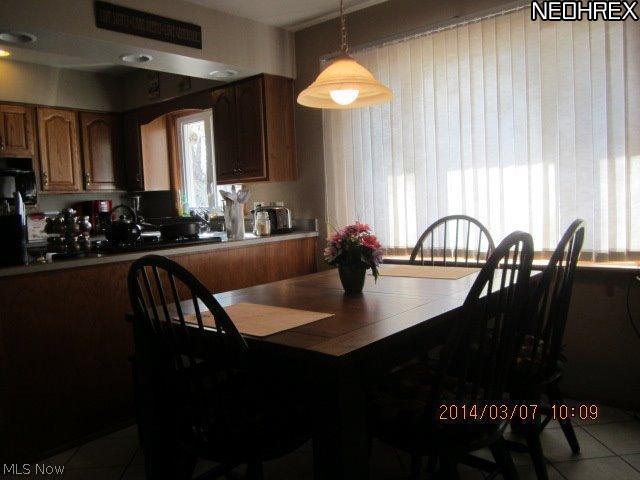 2405 Reeves Road Northeast Warren, OH 44483 - Photo 11 of 21 Gallery Image 11