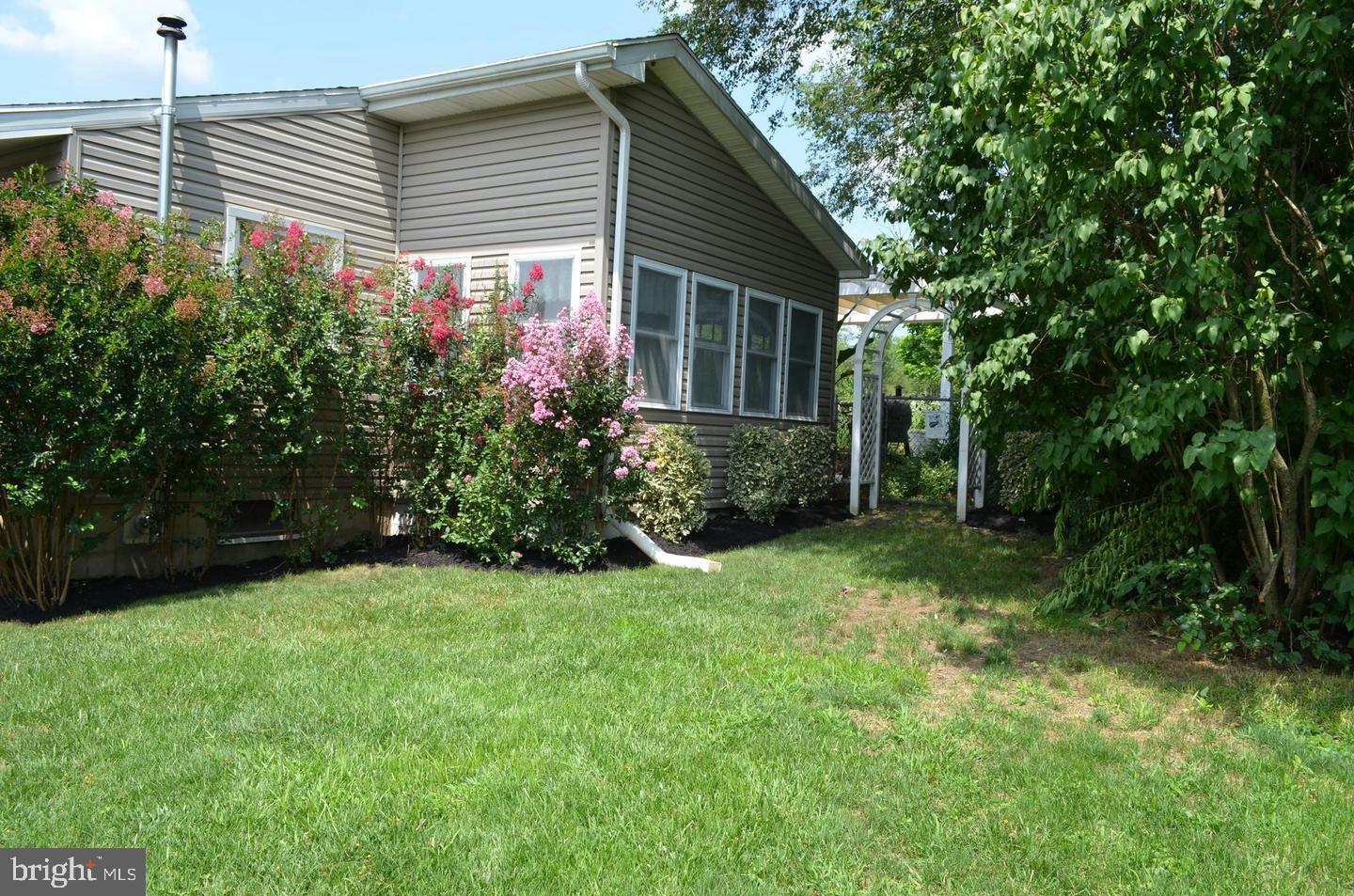 7936 Moyer Road Harrisburg, PA 17112 - Photo 3 of 37