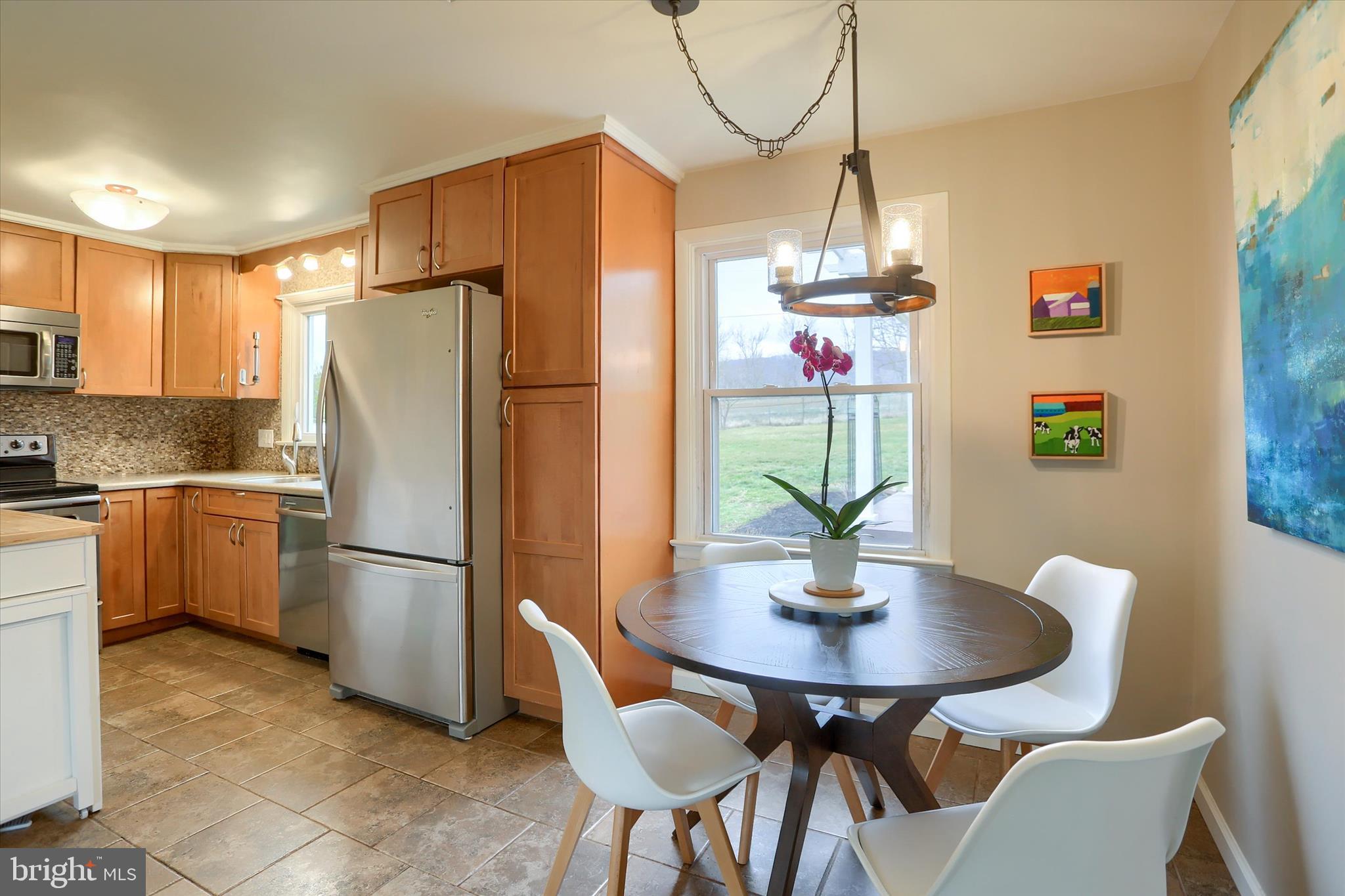 7936 Moyer Road Harrisburg, PA 17112 - Photo 6 of 37