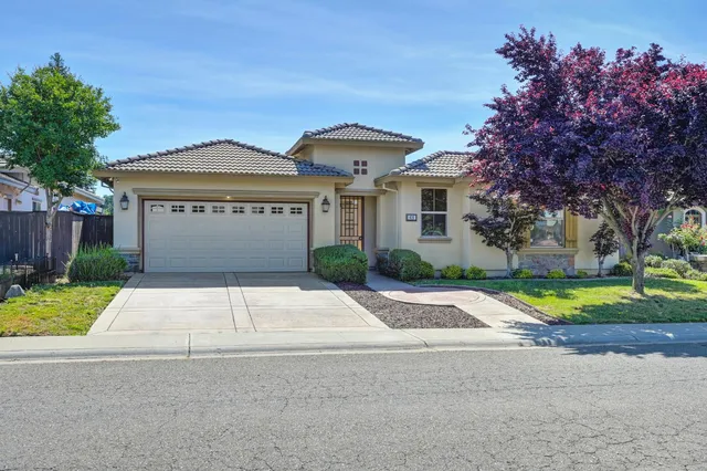 $615,000 | 620 Castle Oaks Drive, Ione, CA 95640