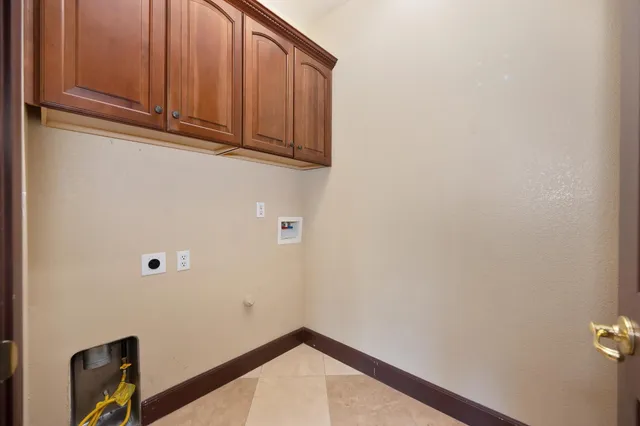 $615,000 | 620 Castle Oaks Drive, Ione, CA 95640