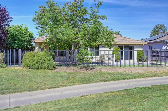 $615,000 | 620 Castle Oaks Drive, Ione, CA 95640