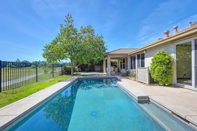 $615,000 | 620 Castle Oaks Drive, Ione, CA 95640