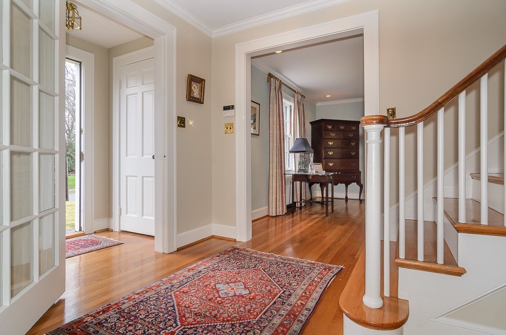 16 Fiske Road Wellesley, MA 02481 - Photo 3 of 24