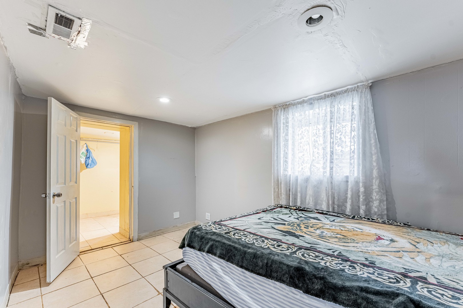 6023 South Talman Avenue Chicago, IL 60629 - Photo 23 of 28 Gallery Image 23