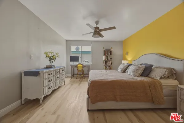 $3,500 | 5301 Balboa Boulevard, Unit F8, Encino, CA 91316