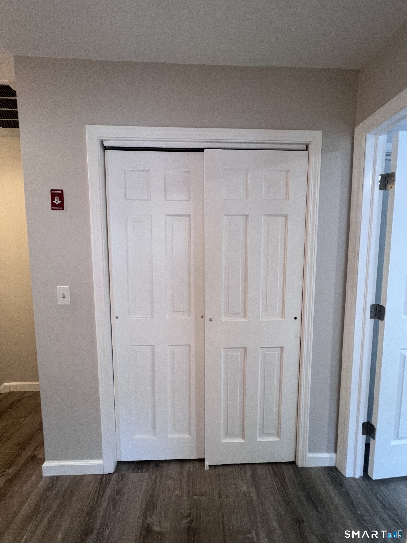 95 Shell Street Bridgeport, CT 06605 - Photo 18 of 34