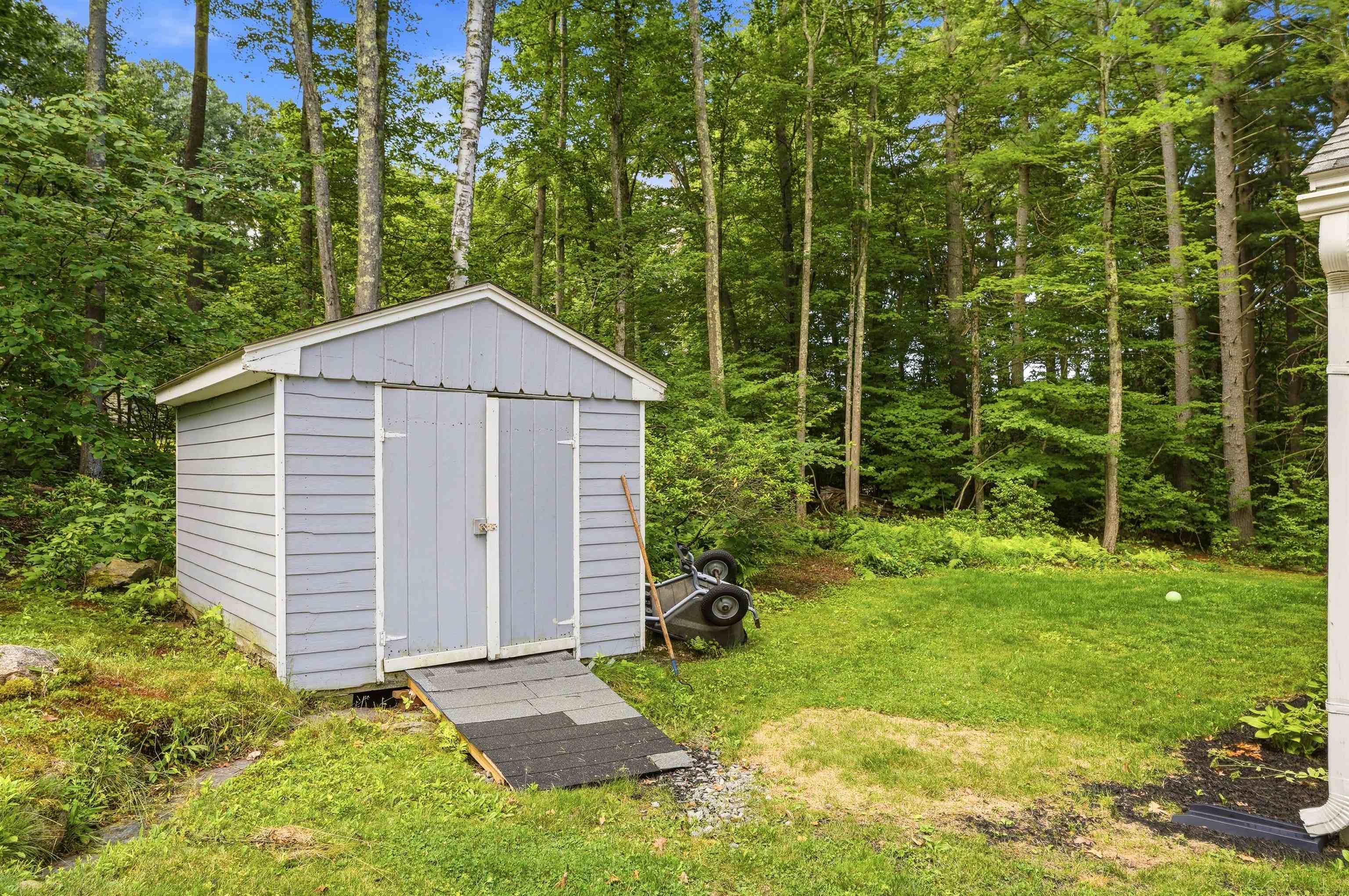 72 Old Farm Road Bedford, NH 03110 - Photo 38 of 50 Gallery Image 38