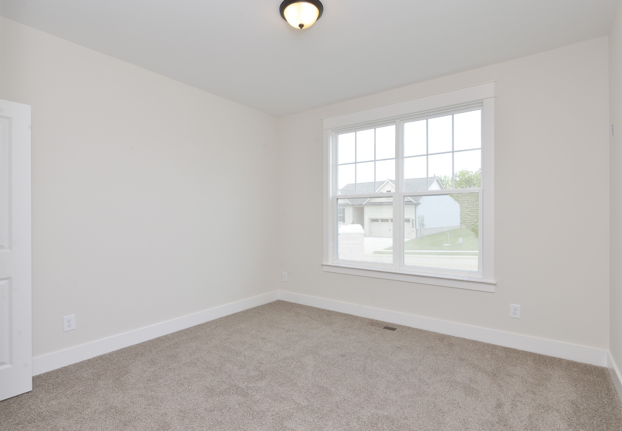 79 Remington Road Lebanon, TN 37090 - Photo 23 of 38 an empty room with a window