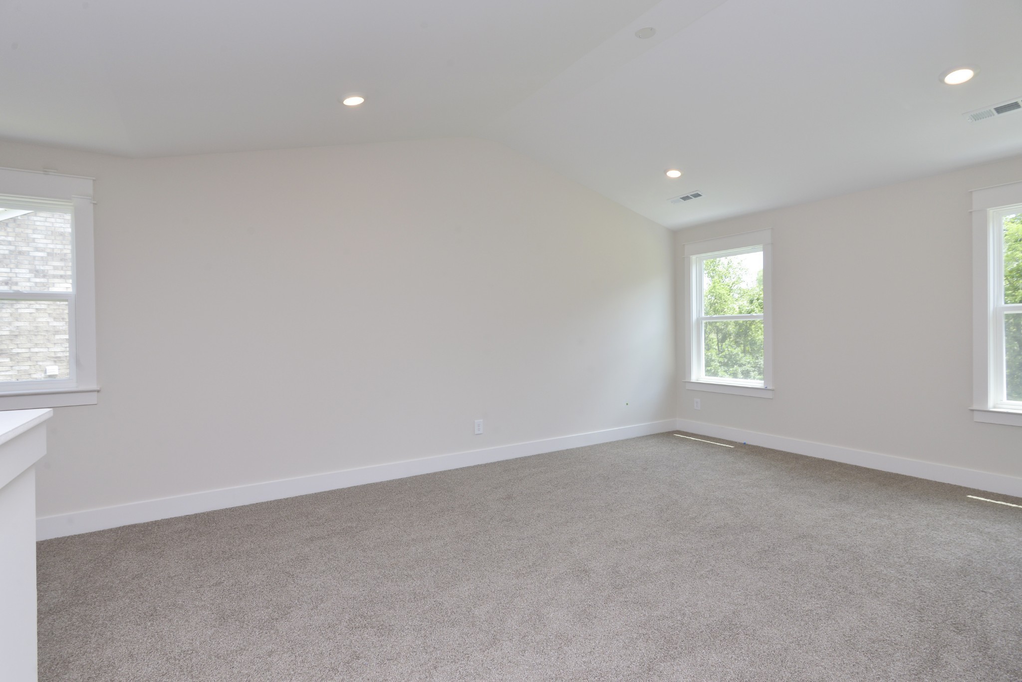 79 Remington Road Lebanon, TN 37090 - Photo 32 of 38 an empty room with windows