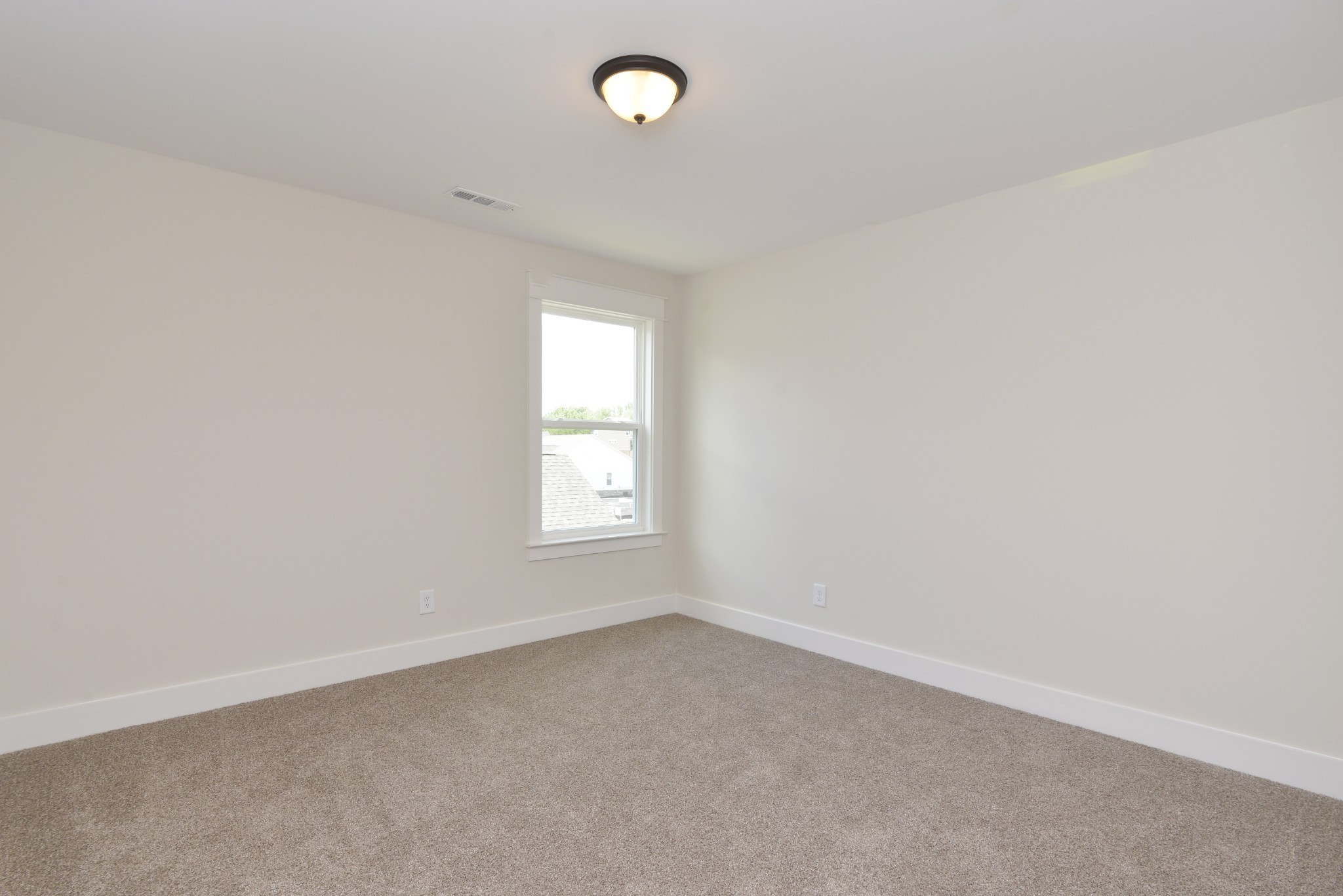 79 Remington Road Lebanon, TN 37090 - Photo 37 of 38 an empty room with a window