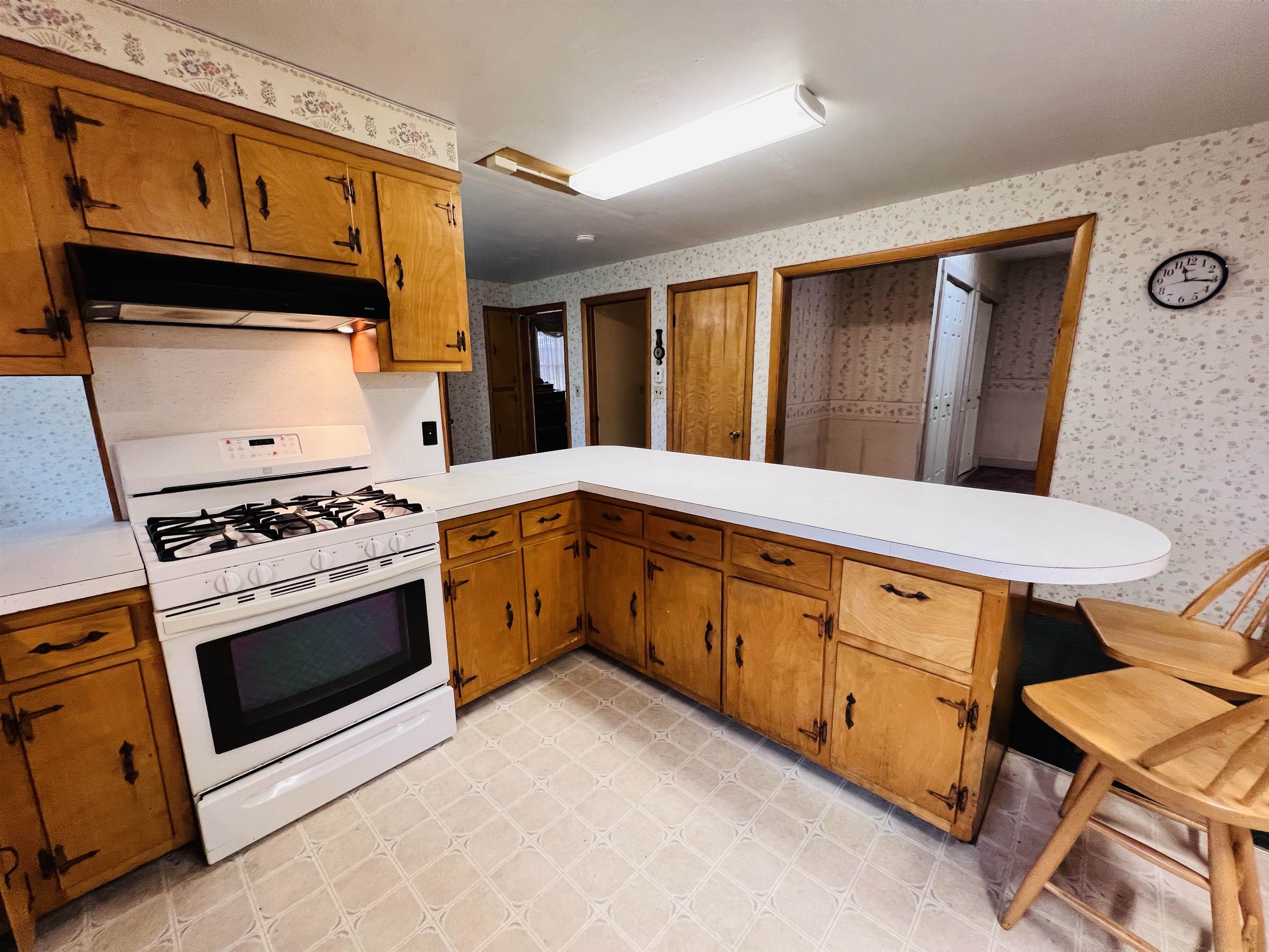 69 York Street Lyndon, VT 05851 - Photo 12 of 59