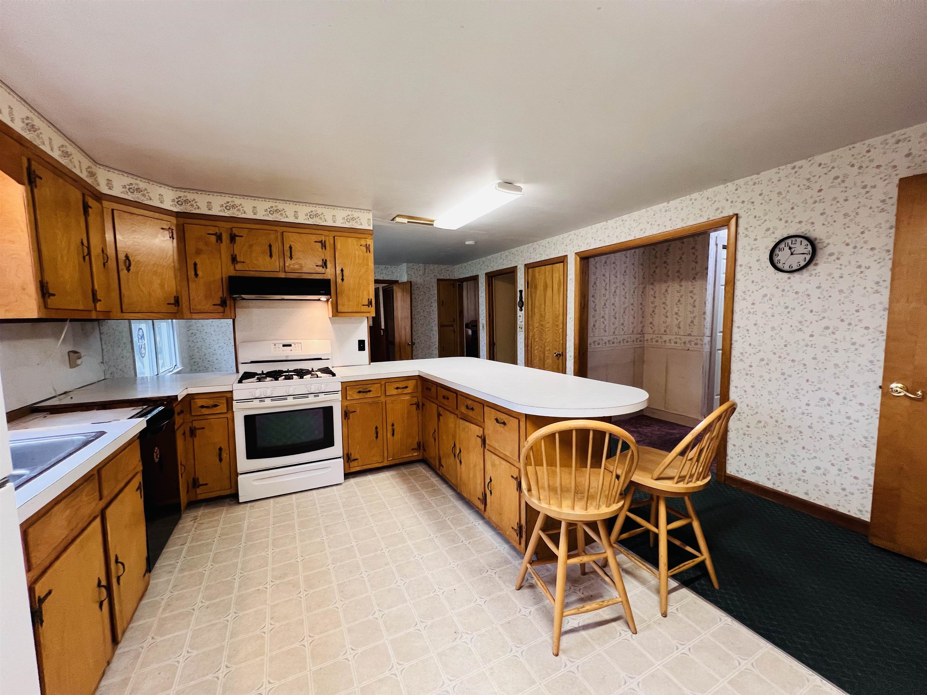 69 York Street Lyndon, VT 05851 - Photo 14 of 59
